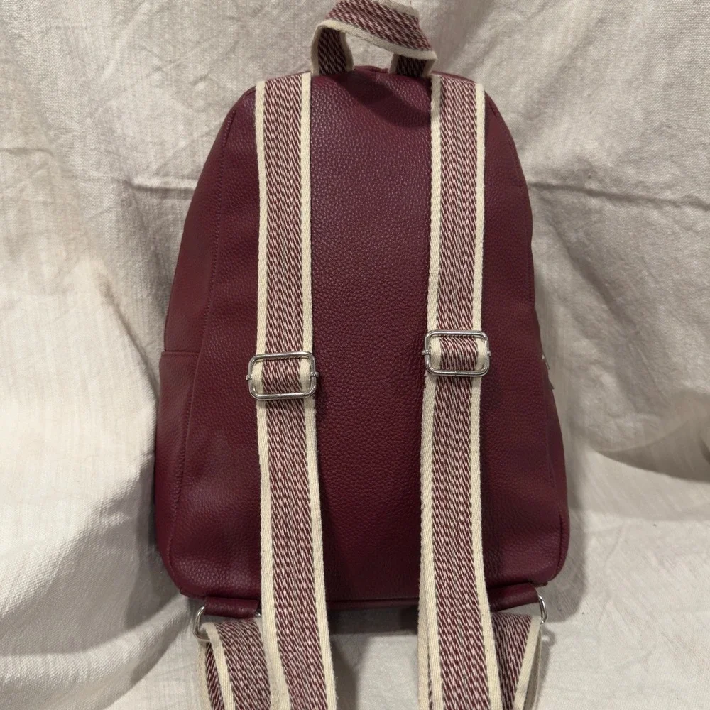 Jewell by Thirty-One Burgundy Vegan Leather Backpack Bag 128107‎ Burgundy